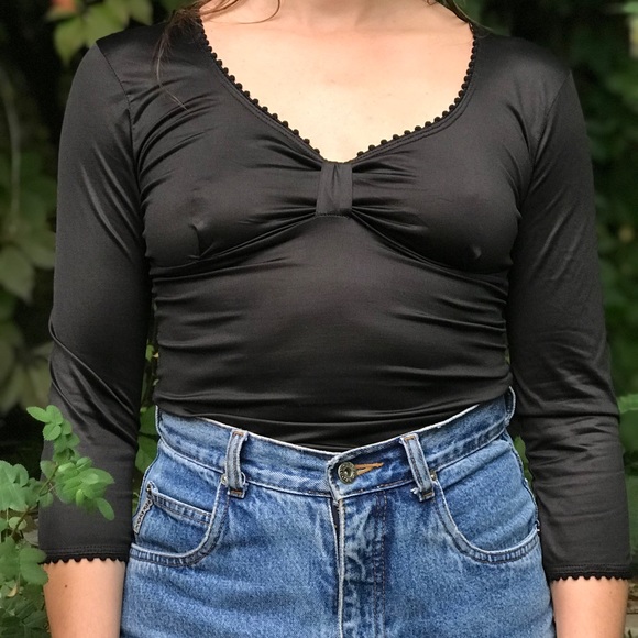 Chic black quarter-length sleeved shirt - Picture 4 of 5